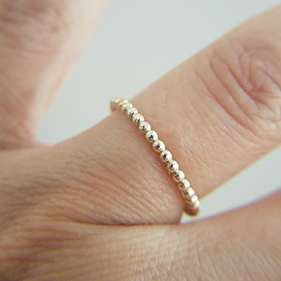 10k Solid Yellow Gold cable Stackable Wedding Band - Picture 4 of 8